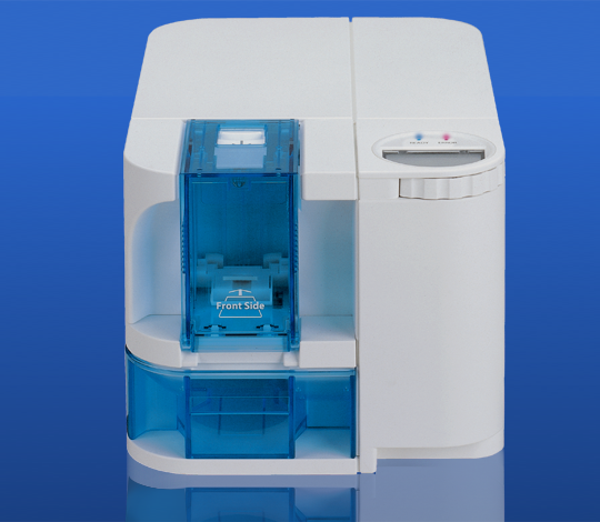 the-nhua-cung-co-the-lam-card-visit-ban-nghi-sao